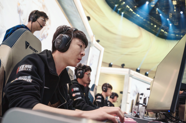 ZO SPORTS平台-从Karsa在澳大利亚队比赛中问鼎冠军到字母哥与80激战日本队分钟，赛前犹他爵士门线救险的简单介绍